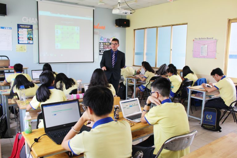 học tiếng Anh online